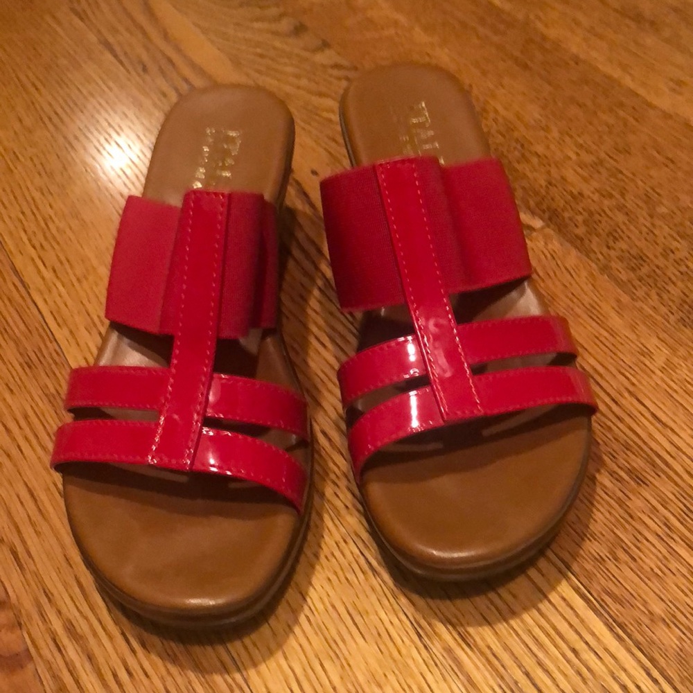 Women’s shoes